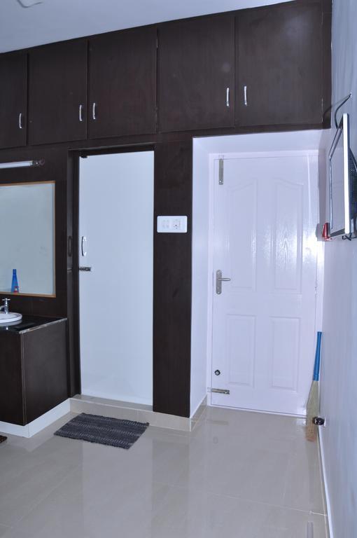 Srirangam Suit Rooms Tiruchirappalli Chambre photo
