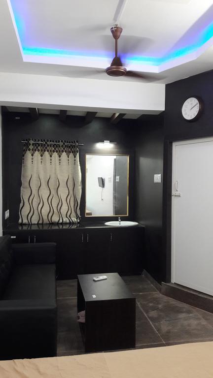 Srirangam Suit Rooms Tiruchirappalli Extérieur photo